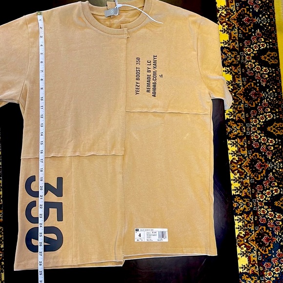 Yeezy 350 Tee shirt. Brand new. Never worn. - Picture 13 of 13
